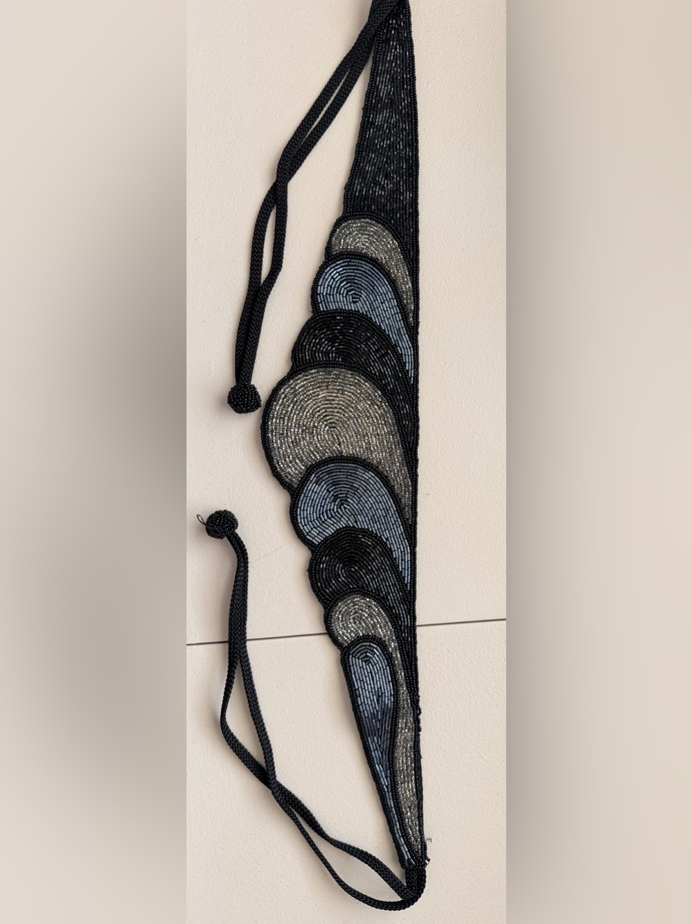 Vintage Beaded Belt in Black and Silver-Blue